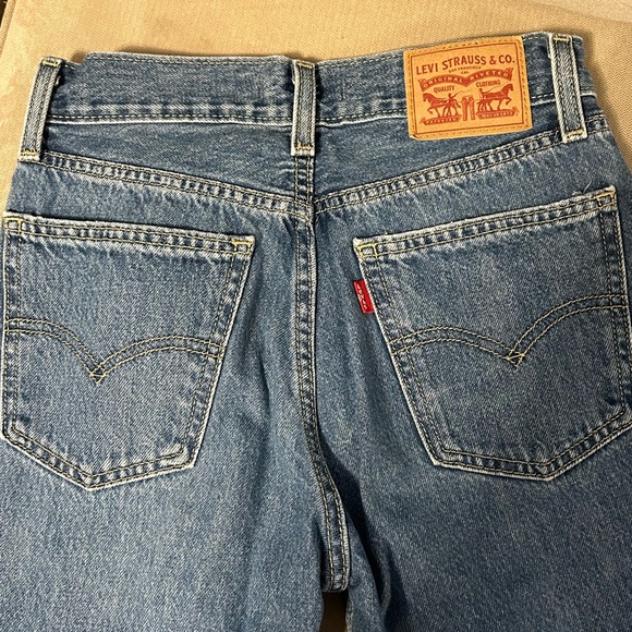 Levi’s Low-Pro Straight Jean- Size 24 - Picture 7 of 9